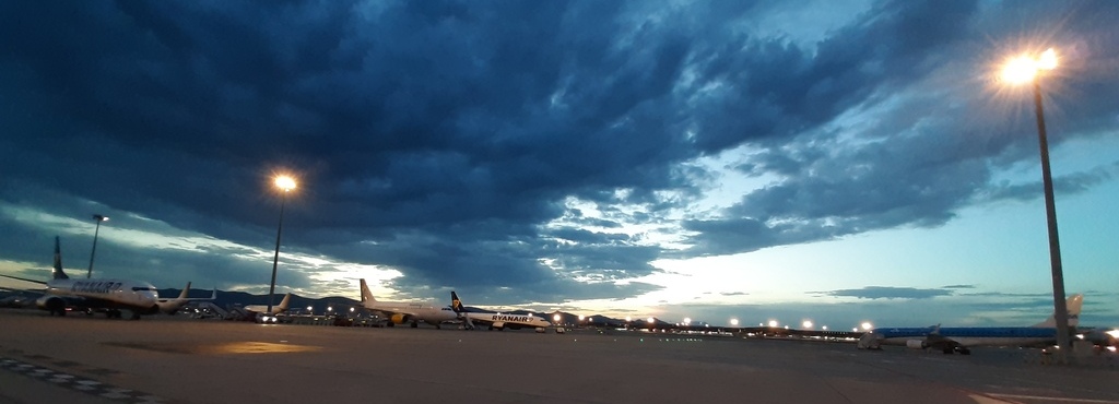 trabajando en los aeropuertos